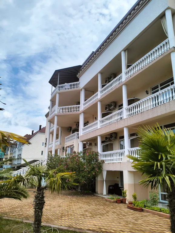 Уютная квартира с бассейном