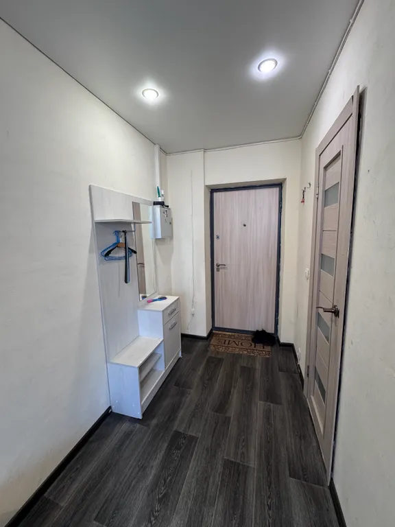 Тёплая уютная светлая студия с красивой локацией