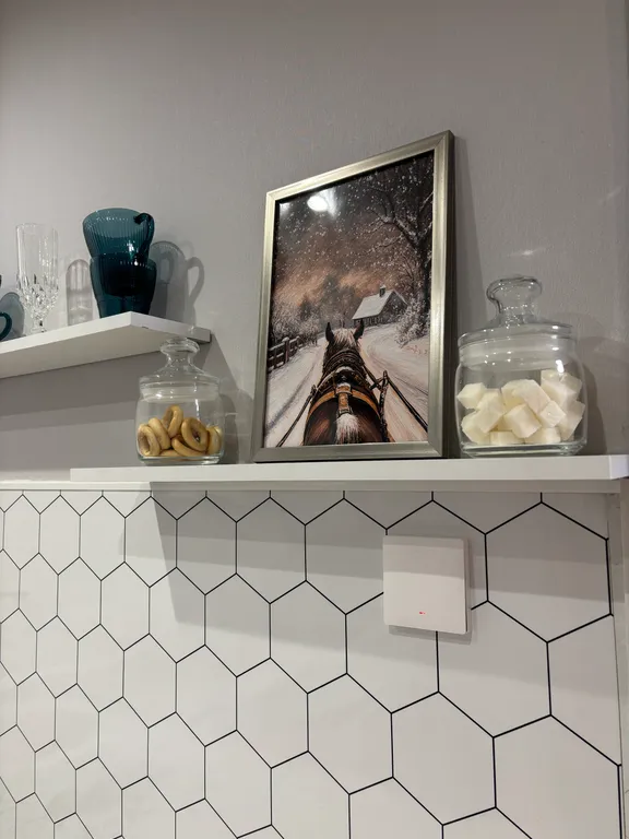 Уютная студия с видом на лес