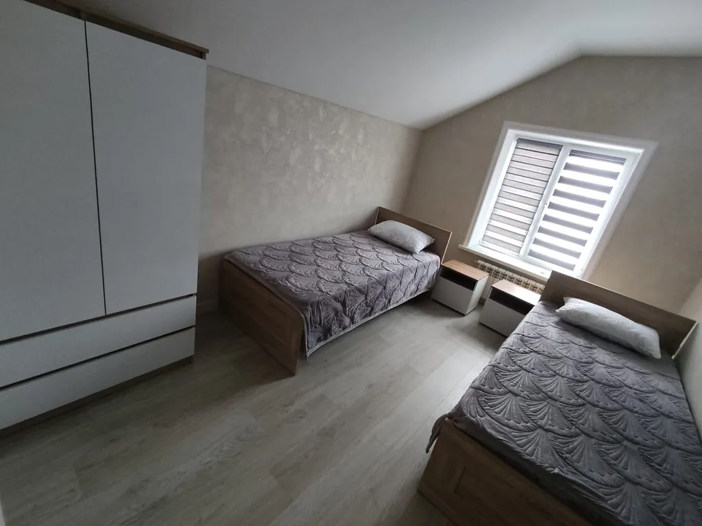 4-комнатный Дом