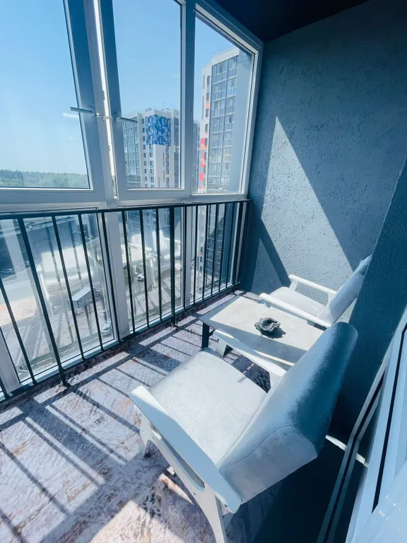 Уютная, новая студия в современном стиле