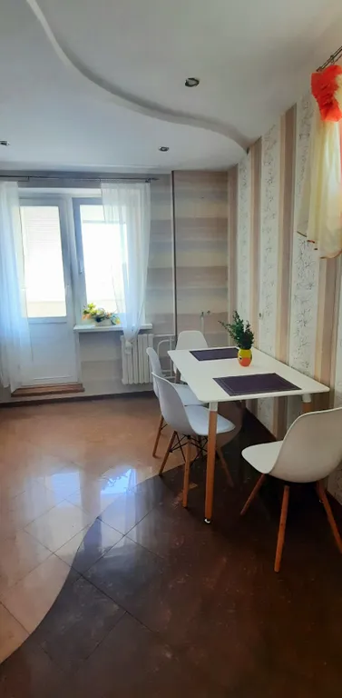 Уютная двухкомнатная квартира недалеко от центра города