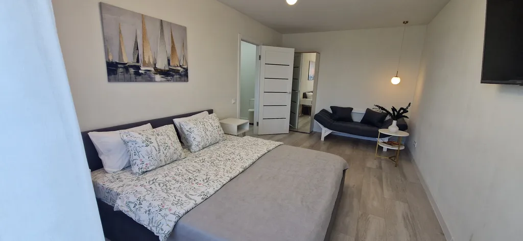 Квартира с видом на море в центре — аренда посуточно в Бердянск