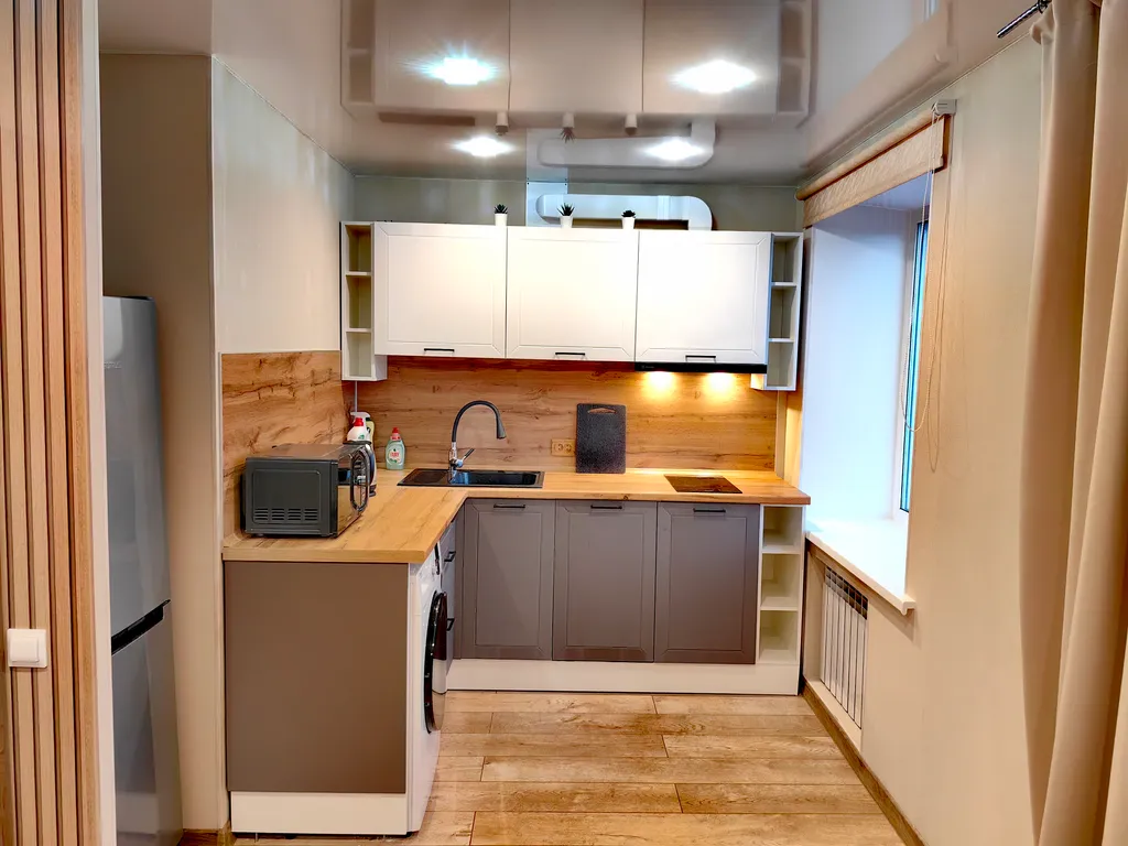 Юность на пяти углах