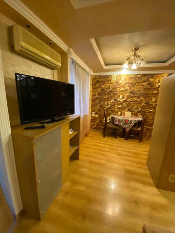 Студия возле центральной площади Ленина, вода 24/7