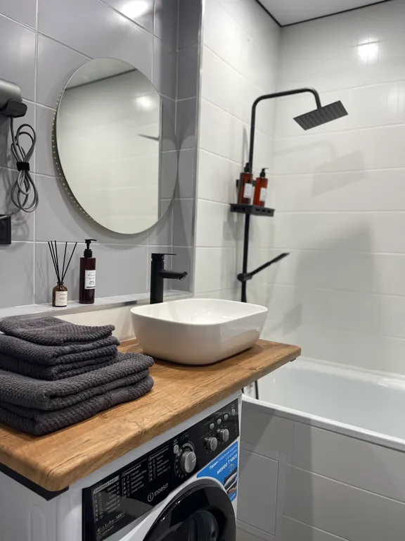 Апартамент с современным дизайном и изолированной спальней. 40м2