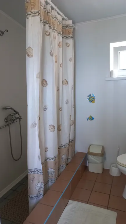 Коттедж Уютный домик у моря, первая линия, 60 метров до моря — Кацивели