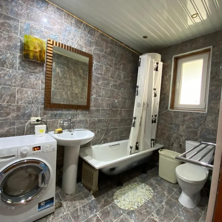 4-комнатный Дом