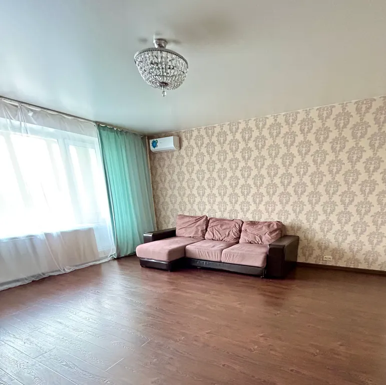 Просторная 4-комнатная квартира в центре города