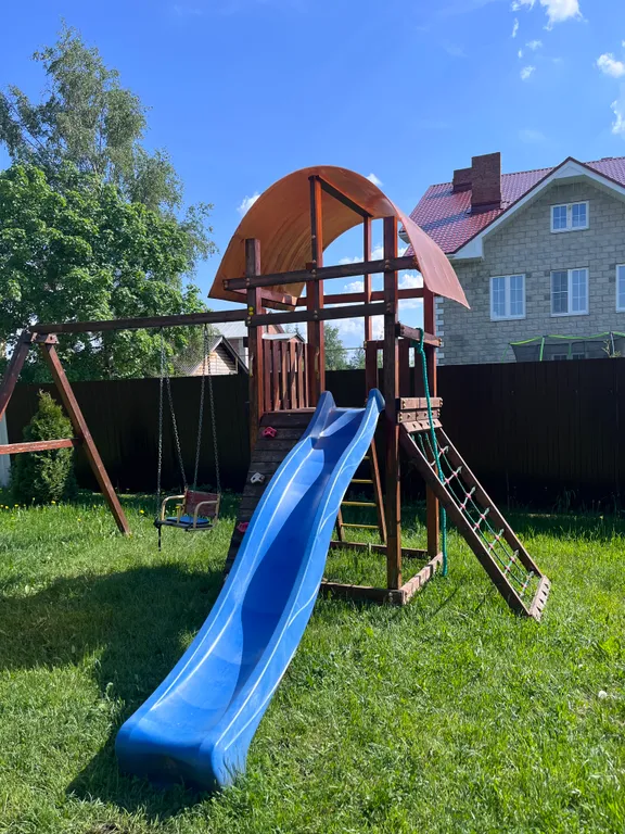 Уютный коттедж с камином, сауной и закрытой частной территорией