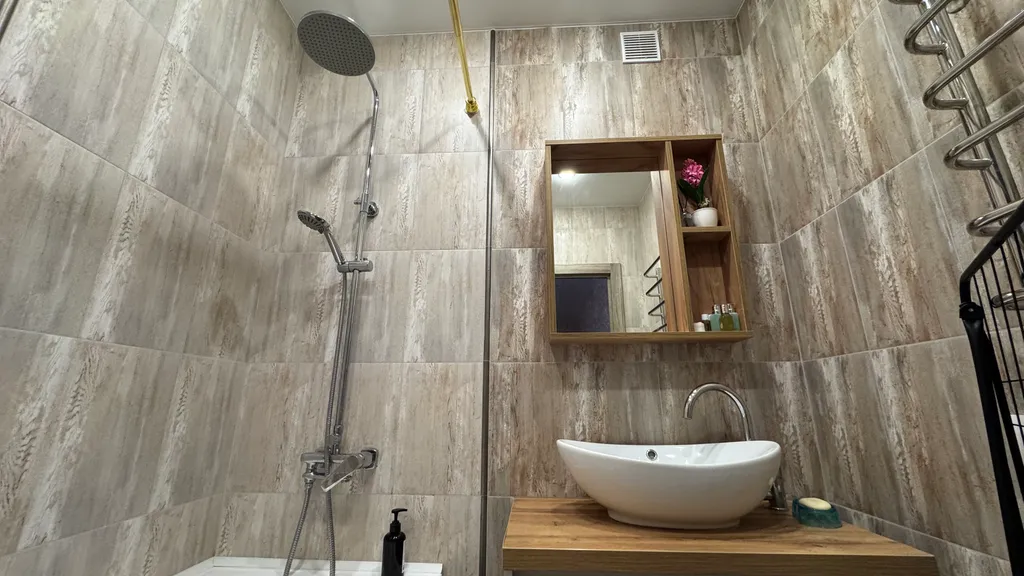 Уютная квартира рядом с парком аттракционов и ж/д вокзалом