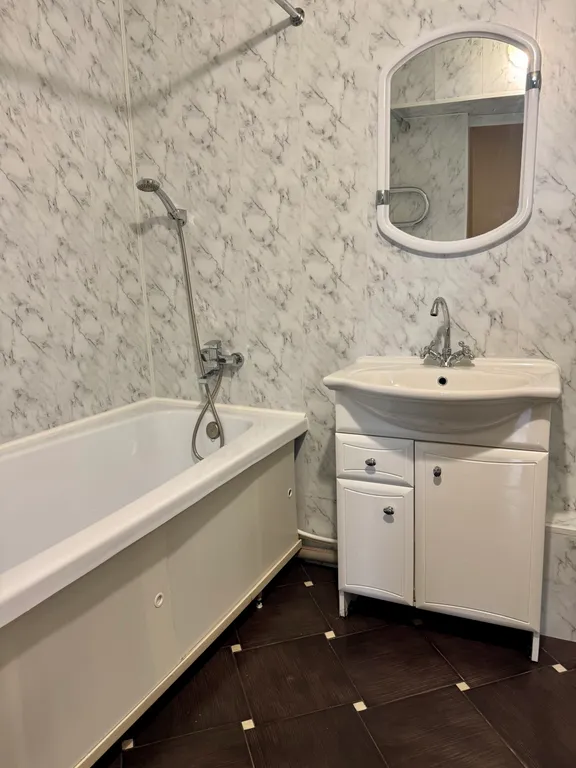 Квартира 2-комнатная Квартира — Колпино