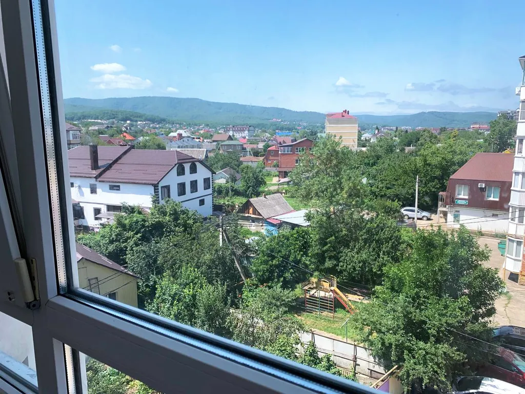 Квартира Квартира Просторная евротрешка в центре — Горячий Ключ