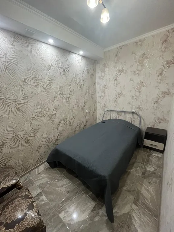 Квартира с гаражом общей площадью 120 кВ м в саду с озерами