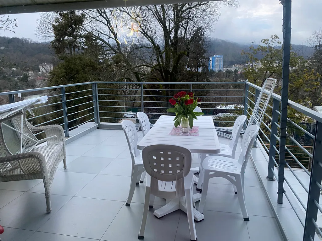 Двухуровневые апартаменты с террасой