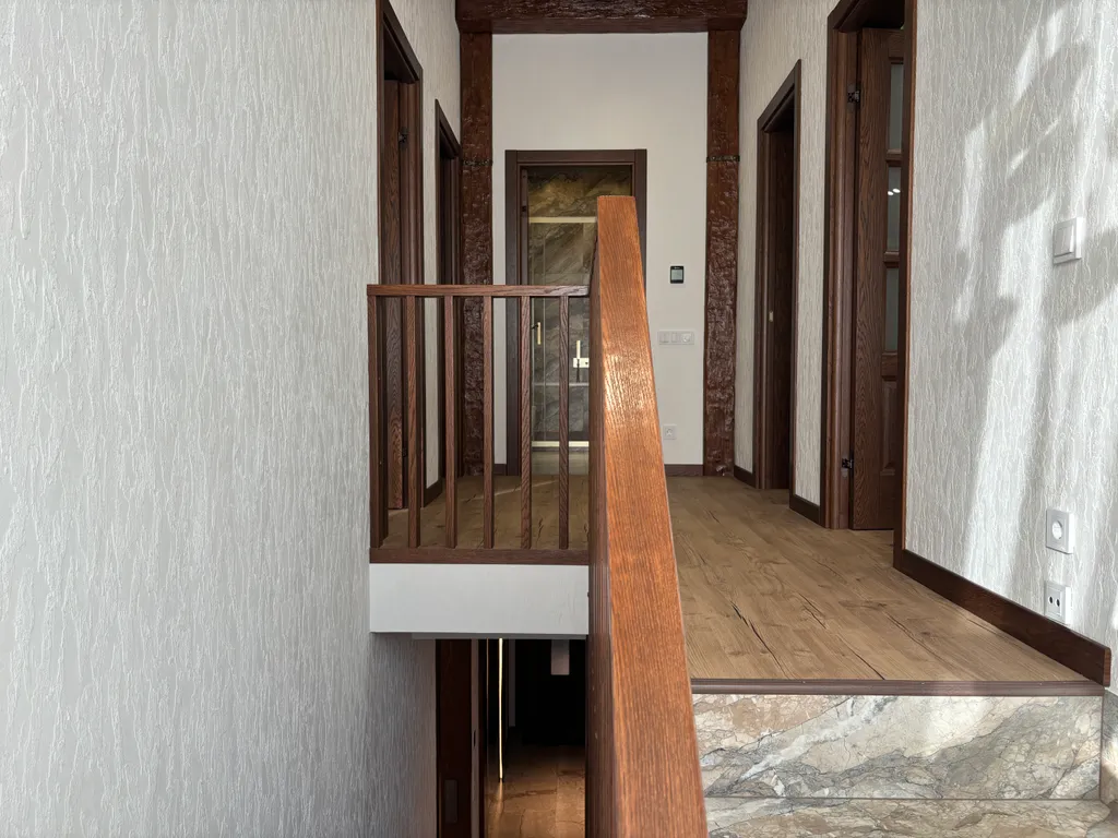 Шале Tech с подогреваемым бассейном и 4 спальнями