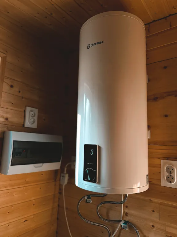 Уютный дом с банным чаном на берегу озера Кончезеро