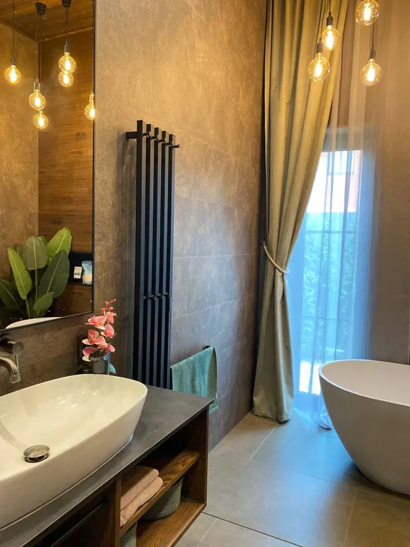 Стильный дом с чаном и сауной