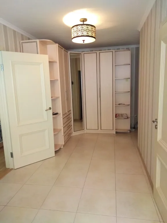 Молодежная, уютная евродвушка,вторая линия от моря.