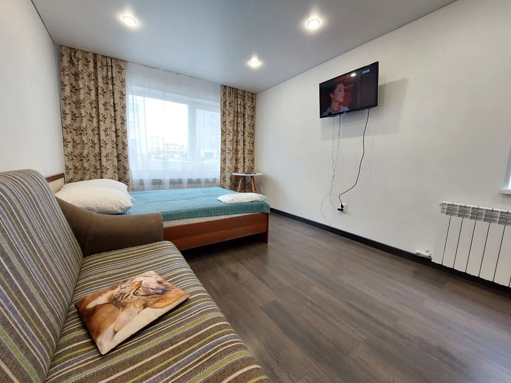 Уютная квартира в хорошем районе!Все в шаговой доступности!