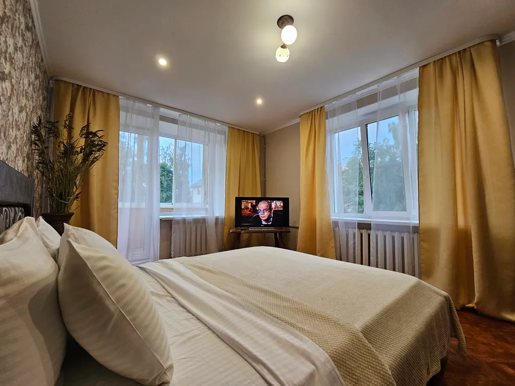 Большая квартира в центре (6 гостей)