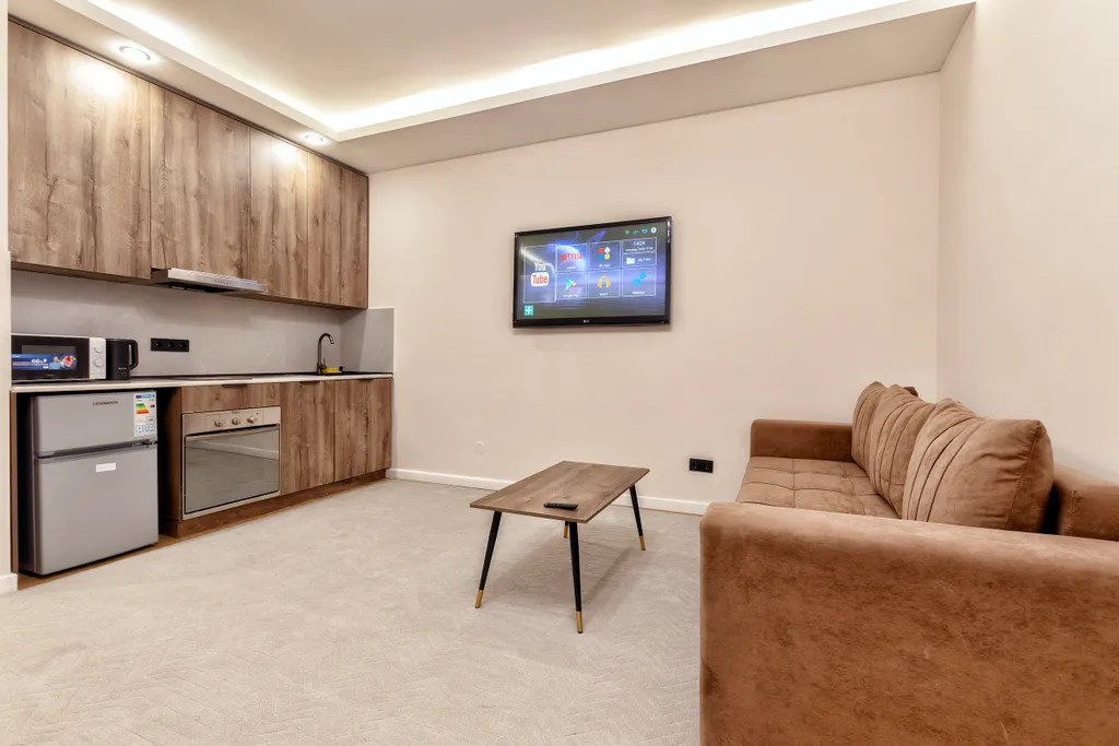 Элитные апартаменты с панорамным видом из окна в самом центре столицы