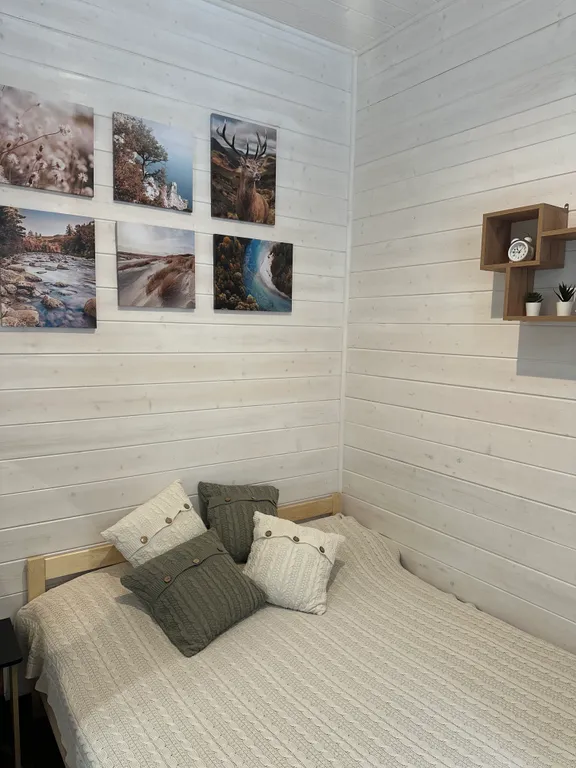 Уютный дом с баней в лесу