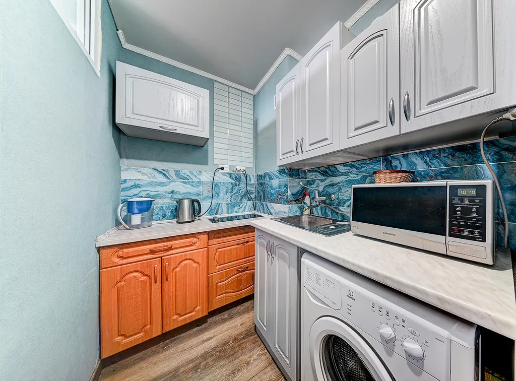 Квартира Уютная однокомнатная квартира в центре города с видом на море — Сочи