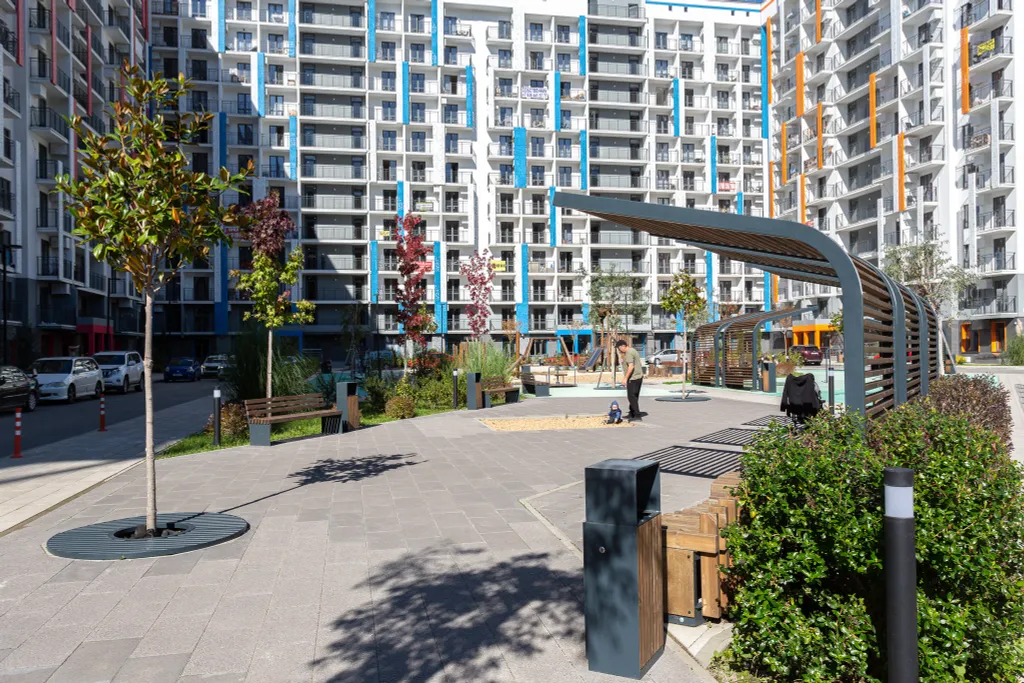 Дизайнерская 2-комнатная квартира в ЖК Летний с балконом