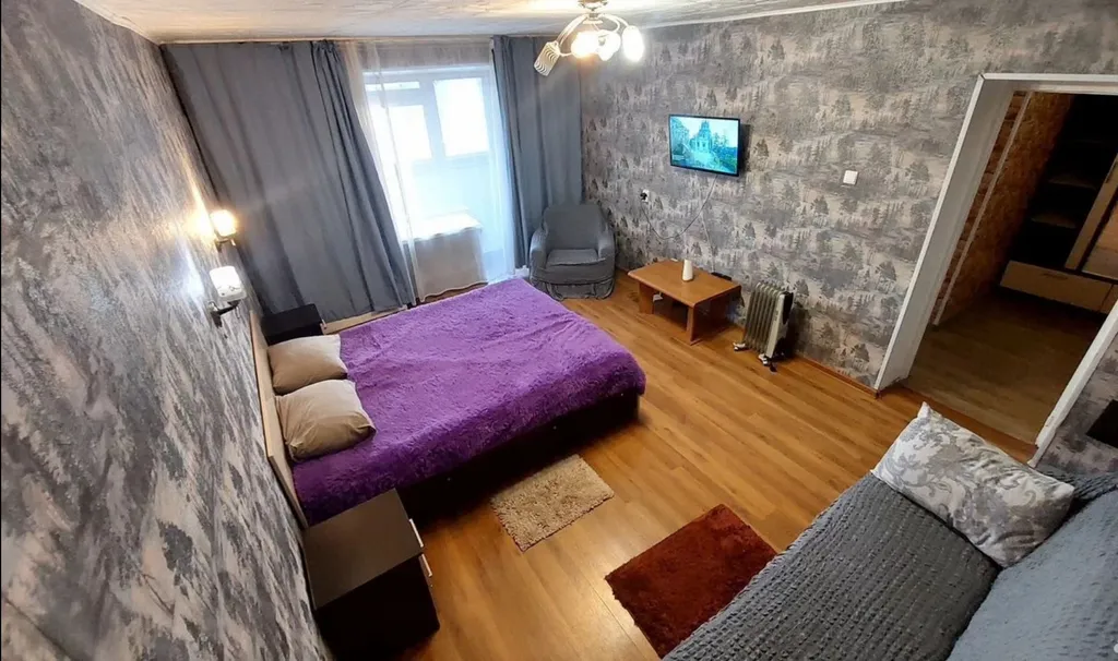 Квартира Однерка между педунивером и ТРК Семья — аренда посуточно в Пермь