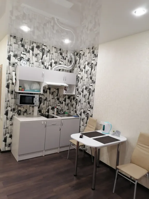 Уютная студия рядом с ТРЦ Аура, ЖД вокзалом, Аэопортом