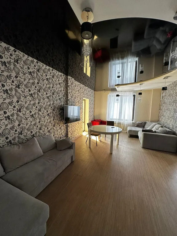 Дом "Донна Роза" на Аксайской -знаменитый дом с олимпийским бассейном