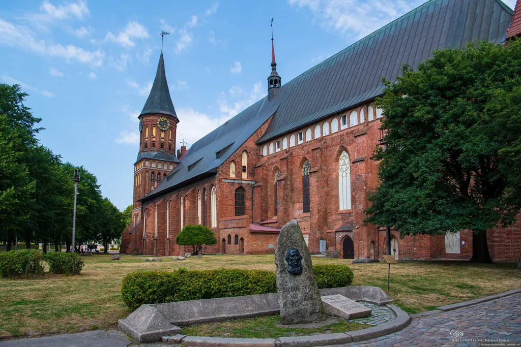 Квартира Квартира Апарты Люкс с террасой, камином, видом на реку в центре Рыбной деревни — Калининград