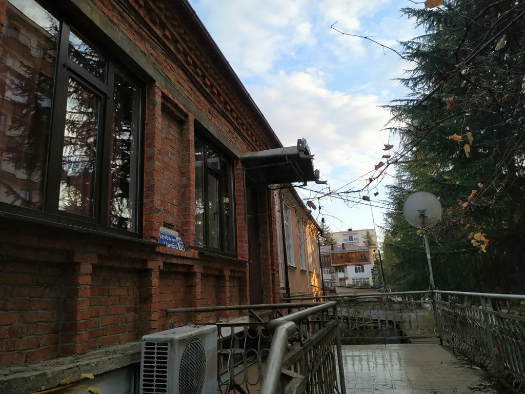 Квартира Квартира Лофт у  пляжа,вода всегда. Плита газ/электро — Сухум