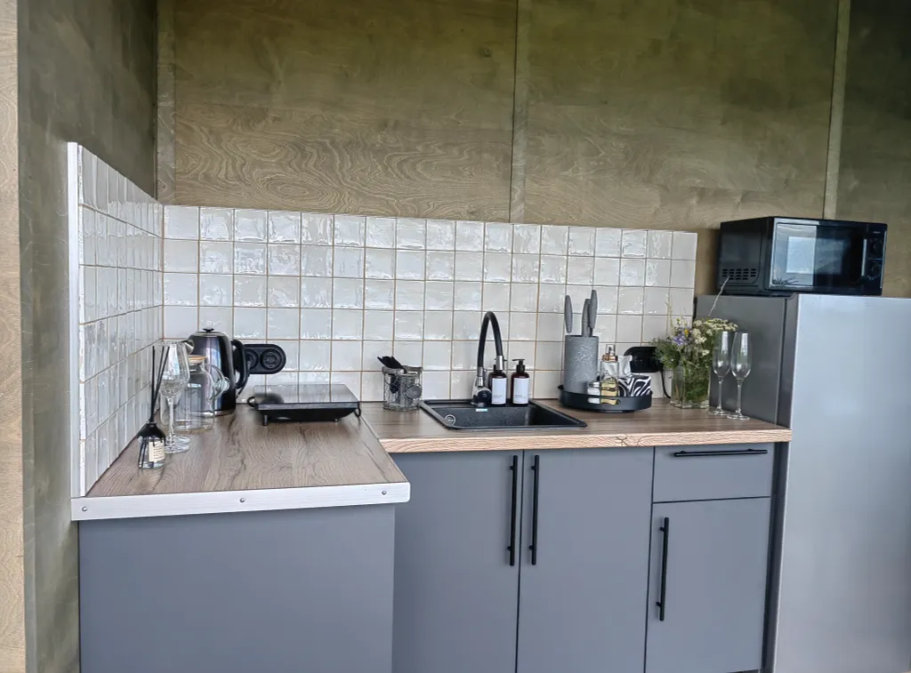 База отдыха с панорамными видами на озеро Ильмень