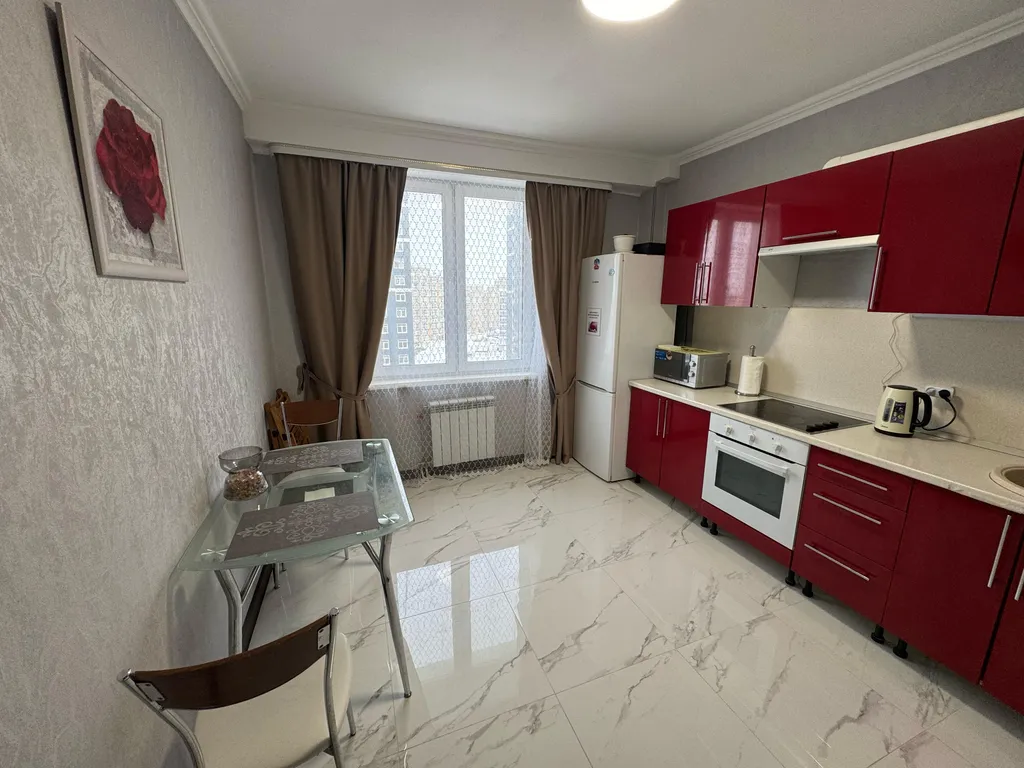 Квартира возле ОКБ и Экспо