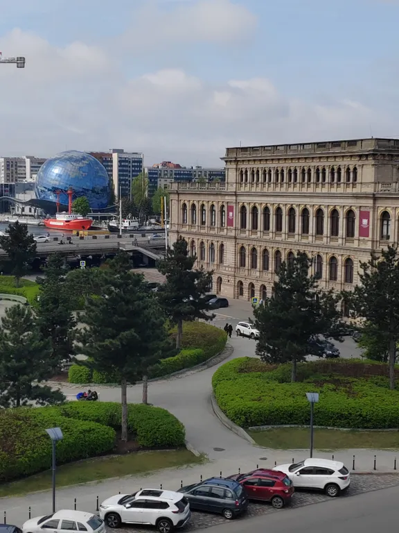 Квартира Апартаменты 2-ух комнатные с видом на планету Земля — Калининград