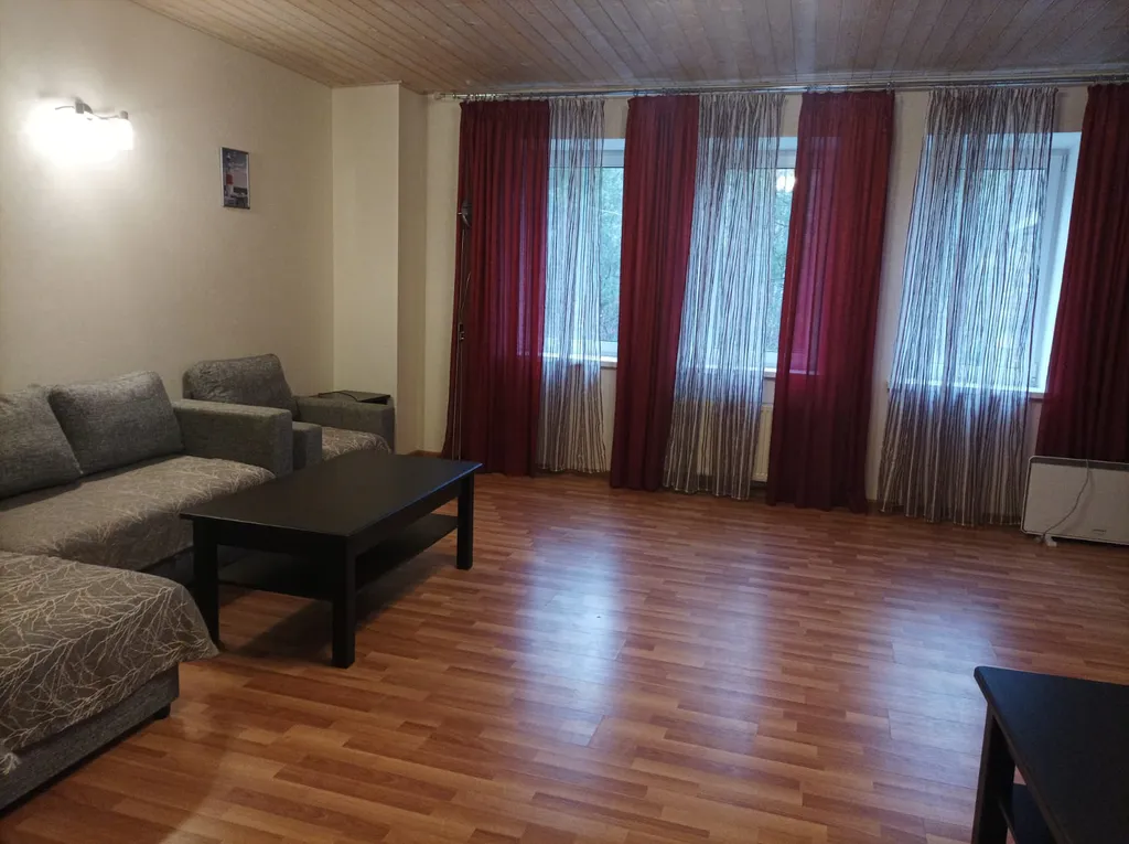 Квартира 4-комнатная Квартира — Воскресенское