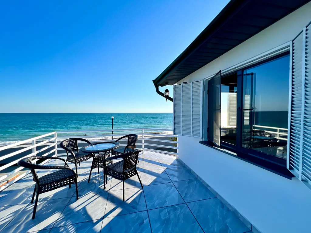 Вилла у моря
