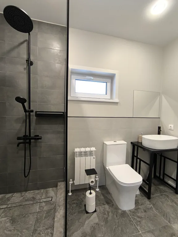 Коттедж Новый гостевой дом семь сосен на опушке леса — Плодовое