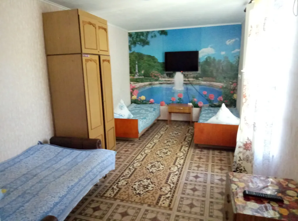 Коттедж Уютный домик в центре города — Евпатория