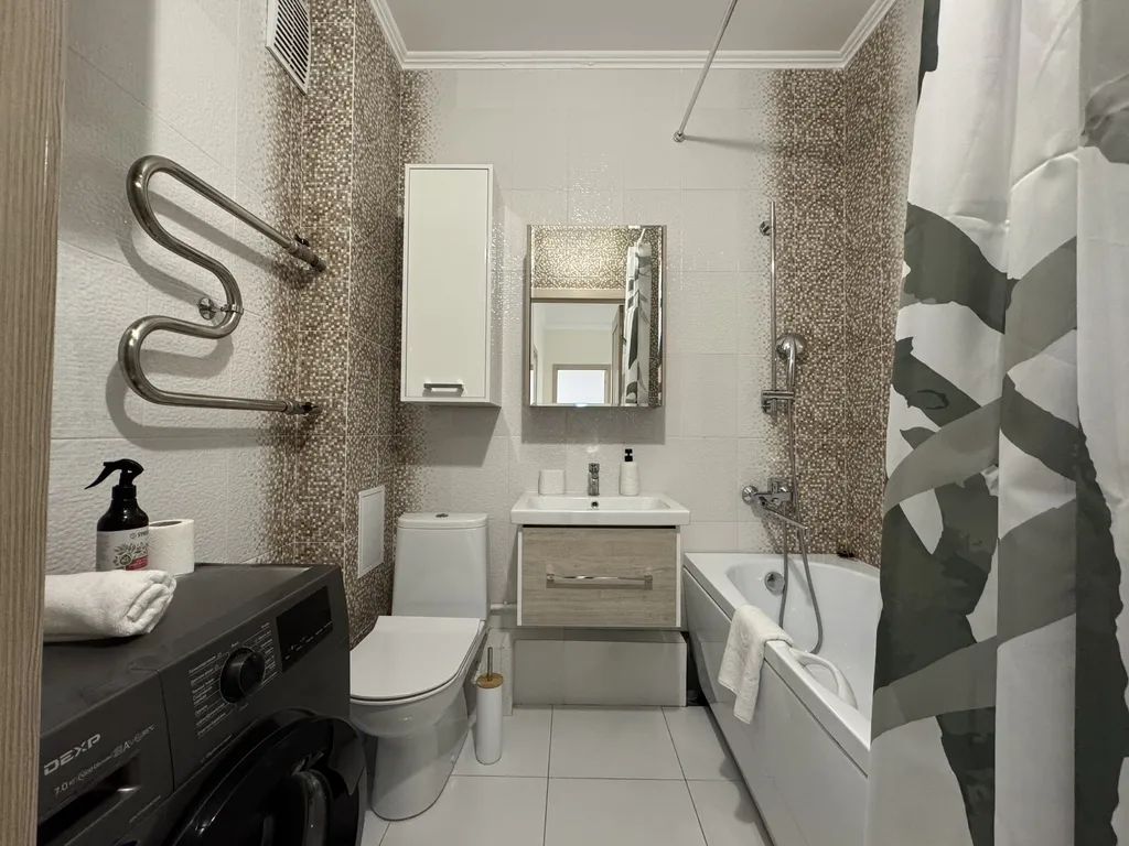 Квартира Квартира Просторная двушка с кондиционером и ПММ у Аквапарка — Новосибирск