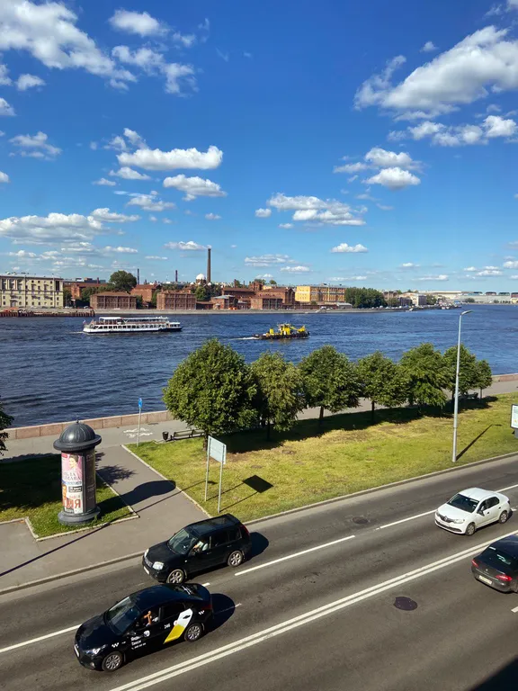 Green Loft Neva View с потрясающим видом на Неву