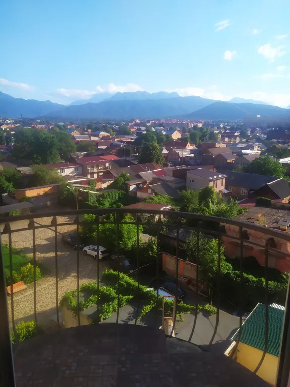 Видовая, огромная квартира в центре, рядом с Цумом.