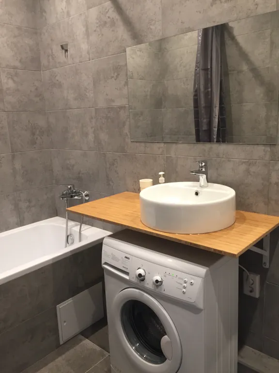 Квартира 2-комнатная Квартира — Тюмень