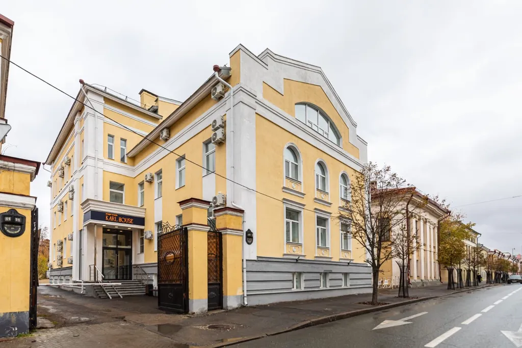 Студия у Кремля