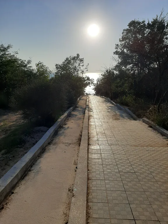 Дом у моря с видом на море