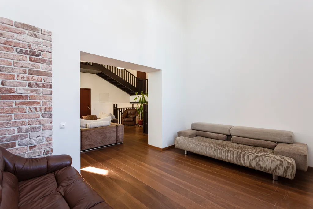 Дом с сауной и теннисными кортами