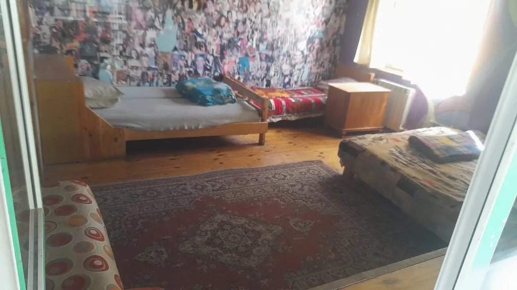 Большой дом с бассейном и диско, в ретро стиле около аэропорта Минск