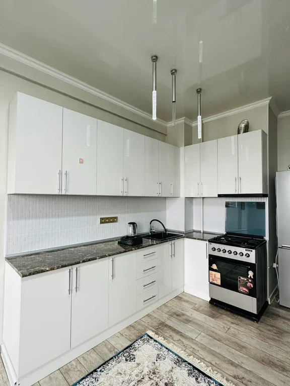 Апартамент в центре города с видом на город на 13 м этаже